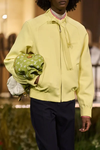 Look 76